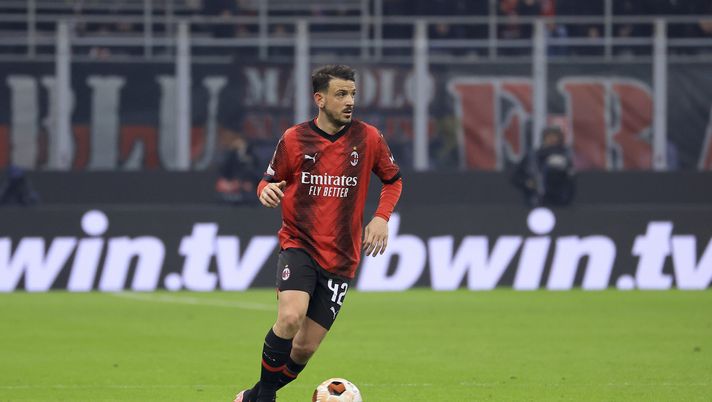 Alessandro Florenzi (difensore AC Milan), qui durante Milan-Rennes 3-0 (Europa League 2023-2024) | News (Getty Images) Alessandro Florenzi AC Milan Milan-Rennes 3-0 Europa League 2023-2024