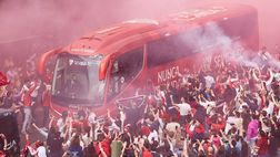 La coreografia vista dal di dentro: Siviglia, il derby torna a colorarsi di rosso…