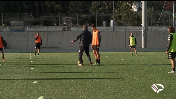 VIDEO Palermo, “vietato fermarsi”: le immagini dell’allenamento diretto da Baldini - immagine 1