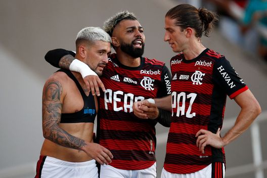 (Photo by Buda Mendes/Getty Images) Brasile, allo stadio Maracanã si rivede la vecchia rete: il cosiddetto “Véu de noiva”- immagine 2