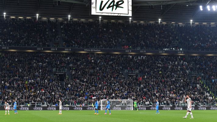 Serie A, saranno pubblicati i dialoghi fra arbitro e VAR: ecco quando. I dettagli - immagine 1