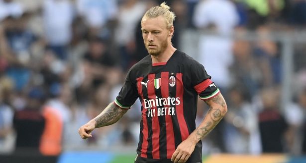 Simon Kjaer (difensore AC Milan), qui durante l'amichevole Olympique Marsiglia-Milan 0-2 | News (Getty Images) Simon Kjaer AC Milan amichevole Olympique Marsiglia-Milan 0-2