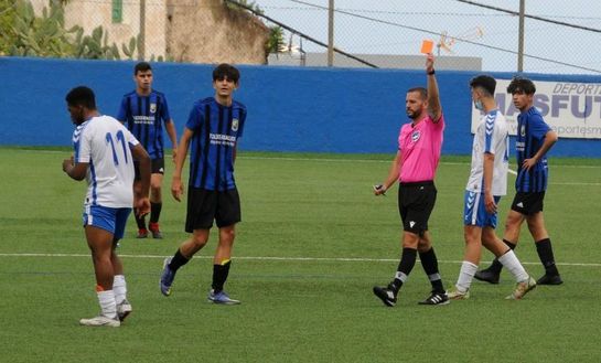 Febbraio 2022, nella foto AlfonsoFernndez una espulsione di un giovane per una frase razzista Tenerife