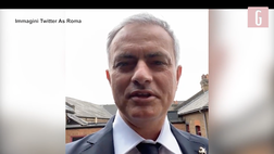 VIDEO Roma, il messaggio di Mourinho ai tifosi: “Sto arrivando!”