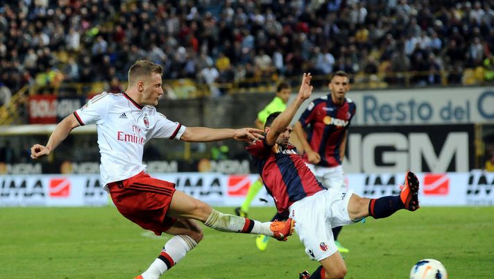 BOLOGNA, ITALY - SEPTEMBER 25: Ignazio Abate # 20 of AC Milan scores his team's third goal during the Serie A match between Bologna and AC Milan at Stadio Renato Dall'Ara on September 25, 2013 in Bologna, Italy. (Photo by Mario Carlini / Iguana Press/Getty Images) BOLOGNA, ITALY - SEPTEMBER 25: Ignazio Abate # 20 of AC Milan scores his team's third goal during the Serie A match between Bologna and AC Milan at Stadio Renato Dall'Ara on September 25, 2013 in Bologna, Italy. (Photo by Mario Carlini / Iguana Press/Getty Images)