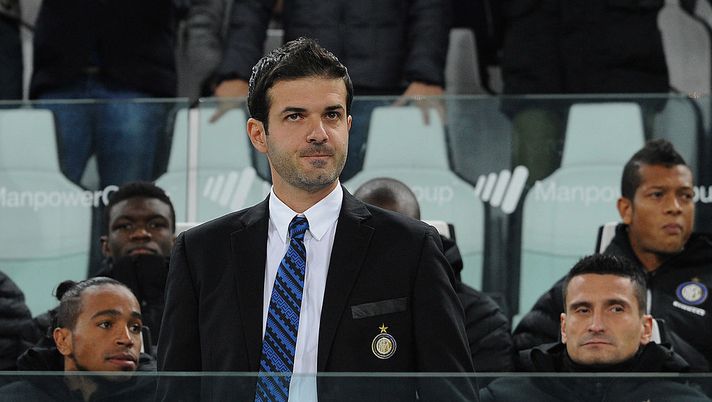 TURIN, ITALY - NOVEMBER 03: FC Internazionale Milano head coach Andrea Stramaccioni looks on prior to the Serie A match between Juventus FC and FC Internazionale Milano at Juventus Arena on November 3, 2012 in Turin, Italy. (Photo by Valerio Pennicino/Getty Images) Novembre di 10 anni fa, Inter allo Stadium: ne restano pochi… - immagine 1