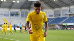 Caso Floyd: quattro giocatori della Bundesliga a rischio multa per le magliette all’insegna della lotta al razzismo