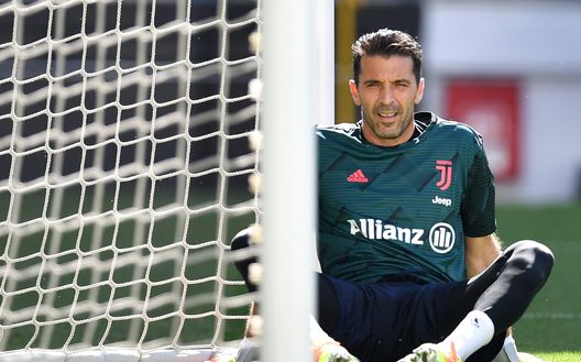 News Udinese, gli auguri di Musso a Buffon News Udinese, gli auguri di Musso a Buffon