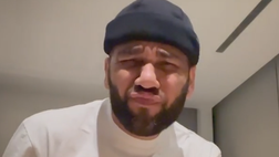Dani Alves, il taglio della cipolla alla “Salt Bae” e poi… le lacrime (VIDEO)