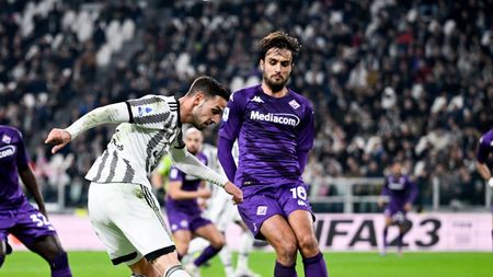 TURIN, ITALY - FEBRUARY 12: Mattia De Sciglio of Juventus controls the ball during the Serie A match between Juventus and ACF Fiorentina at Allianz Stadium on February 12, 2023 in Turin, Italy. (Photo by Daniele Badolato - Juventus FC/Juventus FC via Getty Images) Luca Ranieri - Fiorentina