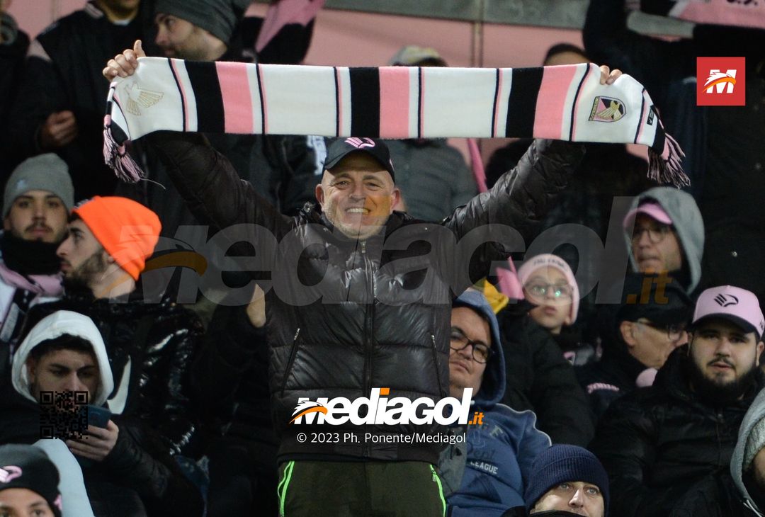 FOTOTIFO Palermo-Ternana 0-0, gli scatti ai tifosi al “Renzo Barbera” (Gallery) - immagine 28