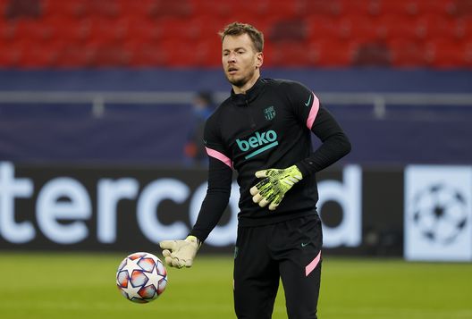 Neto, secondo portiere del Barcellona, finito in orbita Milan per sostituire Donnarumma Neto, secondo portiere del Barcellona, finito in orbita Milan per sostituire Donnarumma