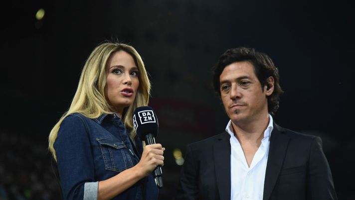 MILAN, ITALY - SEPTEMBER 29: Diletta Leotta (L) and Mauro German Camoranesi attend the Serie A match between FC Internazionale and Cagliari at Stadio Giuseppe Meazza on September 29, 2018 in Milan, Italy. (Photo by Claudio Villa - Inter/FC Internazionale via Getty Images) MILAN, ITALY - SEPTEMBER 29: Diletta Leotta (L) and Mauro German Camoranesi attend the Serie A match between FC Internazionale and Cagliari at Stadio Giuseppe Meazza on September 29, 2018 in Milan, Italy. (Photo by Claudio Villa - Inter/FC Internazionale via Getty Images)