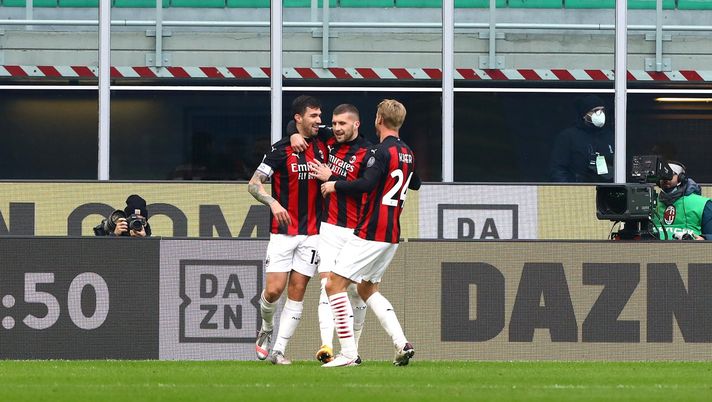 Alessio Romagnoli (difensore e capitano AC Milan) esulta per il suo gol in Milan-Fiorentina (Serie A 2020-2021) | AC Milan News (Getty Images) Alessio Romagnoli (difensore e capitano AC Milan) esulta per il suo gol in Milan-Fiorentina (Serie A 2020-2021) | AC Milan News (Getty Images)