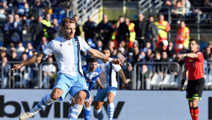 BRESCIA, ITALY - JANUARY 05:  Ciro Immobil of SS Lazio scores a frist goal a penalty during the Serie A match between Brescia Calcio and SS Lazio at Stadio Mario Rigamonti on January 5, 2020 in Brescia, Italy.  (Photo by Marco Rosi/Getty Images)  BRESCIA, ITALY - JANUARY 05:  Ciro Immobil of SS Lazio scores a frist goal a penalty during the Serie A match between Brescia Calcio and SS Lazio at Stadio Mario Rigamonti on January 5, 2020 in Brescia, Italy.  (Photo by Marco Rosi/Getty Images)