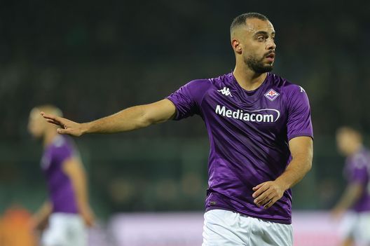 FLORENCE, ITALY - JANUARY 04: Arthur Mendonça Cabral of ACF Fiorentina reacts during the Serie A match between ACF Fiorentina and AC Monza at Stadio Artemio Franchi on January 4, 2023 in Florence, Italy. (Photo by Gabriele Maltinti/Getty Images) Cabral