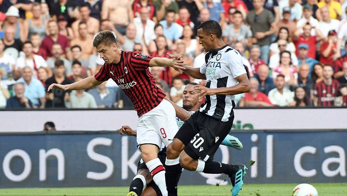Krzysztof Piatek e Rodrigo Becao in Udinese-Milan, Getty Images