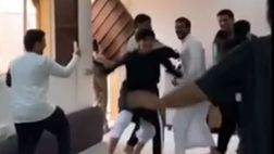 L’Arabia Saudita batte l’Argentina e i tifosi… rompono una porta (VIDEO)