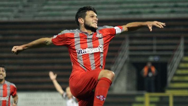 Serie B, Verona-Cremonese: Pazzini parte dalla panchina, Mandorlini sceglie il tridente. Le formazioni ufficiali  Serie B, Verona-Cremonese: Pazzini parte dalla panchina, Mandorlini sceglie il tridente. Le formazioni ufficiali