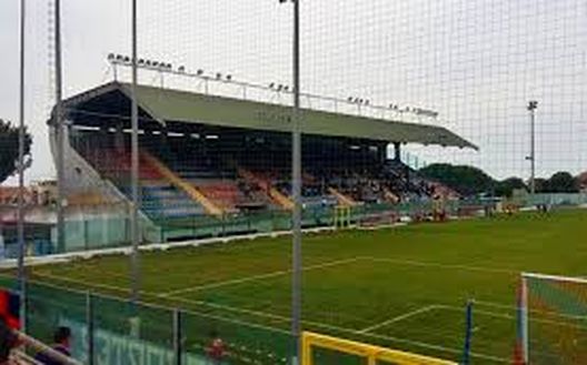 Lo stadio di Vibo Valentia Lo stadio di Vibo Valentia
