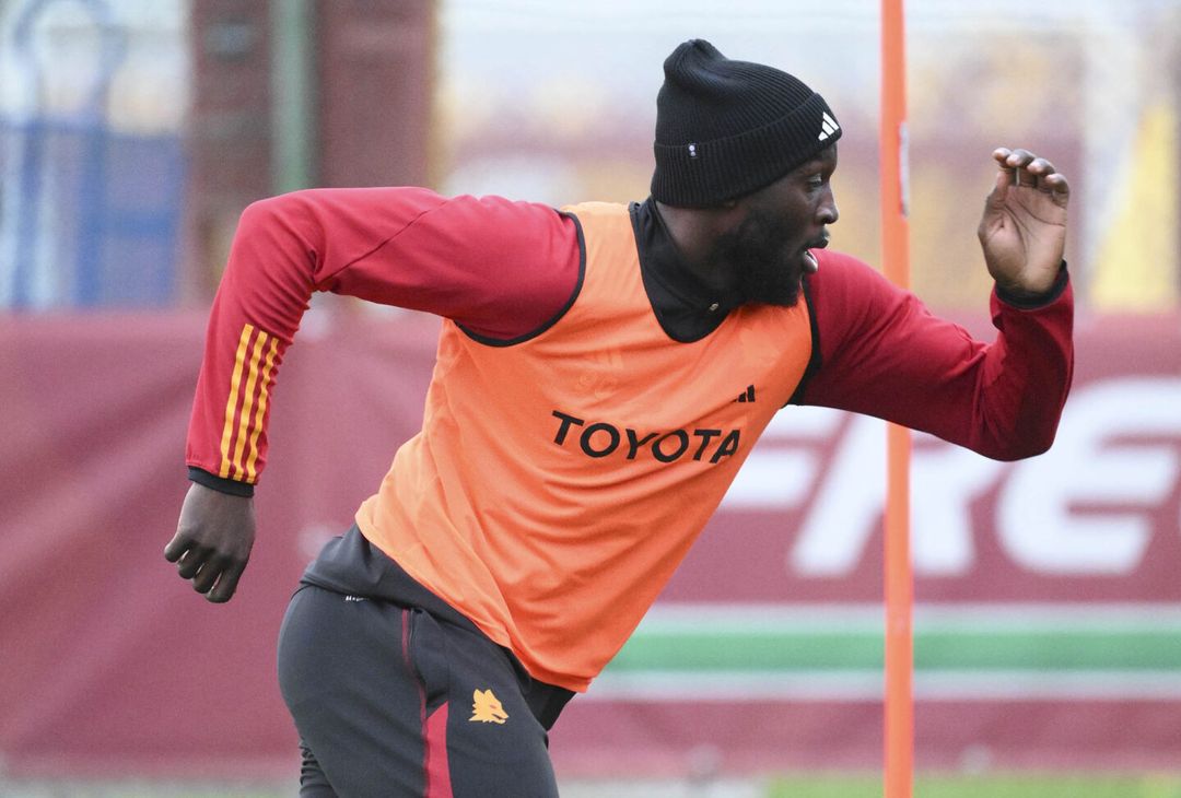 Roma, la ripresa degli allenamenti in vista della Juventus – FOTO GALLERY - immagine 11