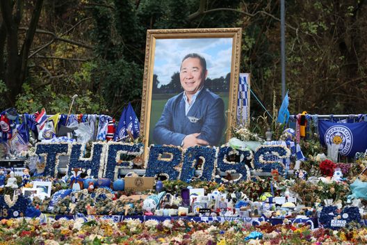 LEICESTER, ENGLAND - NOVEMBER 28: Tributes for Leicestr City Owner Vichai Srivaddhanaprabha who was tragically killed in the helicopter crash on Saturday 27th October at Leicester City Football Club’s King Power Stadium on November 28, 2018 in Leicester, United Kingdom. (Photo by Neil P. Mockford/Getty Images) LEICESTER, ENGLAND - NOVEMBER 28: Tributes for Leicestr City Owner Vichai Srivaddhanaprabha who was tragically killed in the helicopter crash on Saturday 27th October at Leicester City Football Club’s King Power Stadium on November 28, 2018 in Leicester, United Kingdom. (Photo by Neil P. Mockford/Getty Images)
