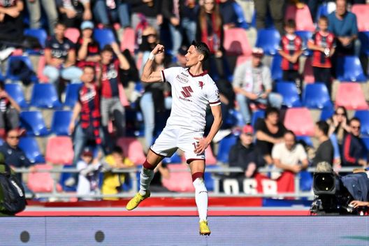 BOLOGNA, ITALY - NOVEMBER 06: Sasa Lukic of Torino FC celebrates after scoring the opening goal during the Serie A match between Bologna FC and Torino FC at Stadio Renato Dall'Ara on November 06, 2022 in Bologna, Italy. (Photo by Alessandro Sabattini/Getty Images) Toro, il punto dall’infermeria: Ricci e Pellegri migliorano, ma serve cautela- immagine 3