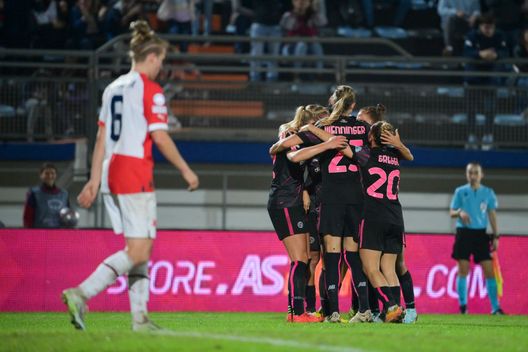 Latina, ITALY - OCTOBER 20: Emilie Haavi of AS Roma celebrates after scored the first goal for her team during the UEFA Women's Champions League group B match between AS Roma and Slavia Praha at Stadio Francioni on October 20, 2022 in Latina, Italy. (Photo by Fabio Rossi/AS Roma via Getty Images) Women’s Champions League, Roma-Slavia Praga 1-0: decide un gol di Giacinti- immagine 3