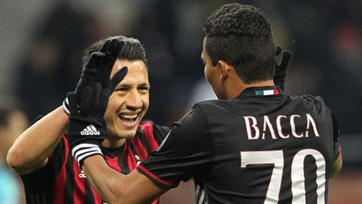 Lapadula e Bacca si abbracciano, foto calciomercato.com