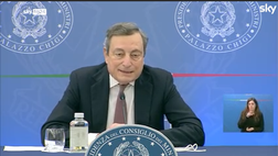 VIDEO Covid-19, il premier Draghi: “Priorità il ritorno a scuola in presenza”
