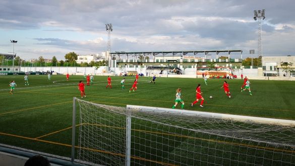In campo anche le atlete giovanili di Betis e Siviglia In campo anche le atlete giovanili di Betis e Siviglia