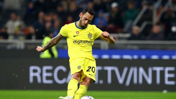 Hakan Calhanoglu Inter