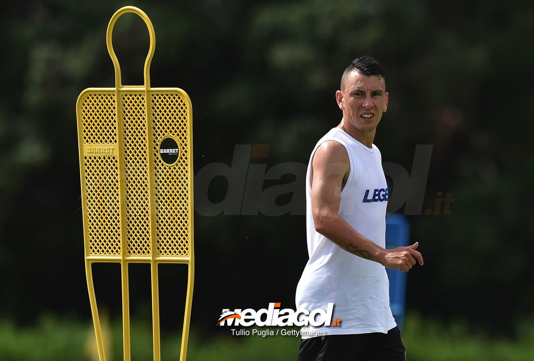  PALERMO, ITALY - AUGUST 16:  Cesar Falletti in action during a US Citta' di Palermo training session at Carmelo Onorato training center on August 16, 2018 in Palermo, Italy.  (Photo by Tullio M. Puglia/Getty Images) 