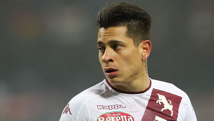MILAN, ITALY - JANUARY 12: Juan Iturbe of Torino FC looks on during the TIM Cup match between AC Milan and AC Torino at Giuseppe Meazza Stadium on January 12, 2017 in Milan, Italy. (Photo by Marco Luzzani/Getty Images) MILAN, ITALY - JANUARY 12: Juan Iturbe of Torino FC looks on during the TIM Cup match between AC Milan and AC Torino at Giuseppe Meazza Stadium on January 12, 2017 in Milan, Italy. (Photo by Marco Luzzani/Getty Images)