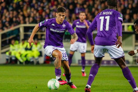 GERMOGLI PH: 9 MARZO 2023 FIRENZE STADIO ARTEMIO FRANCHI EUROPA CONFERENCE LEAGUE FIORENTINA VS SIVASSPOR NELLA FOTO QUARTA Quarta ammonito per una sbracciata, il giallo gli costa caro!- immagine 2