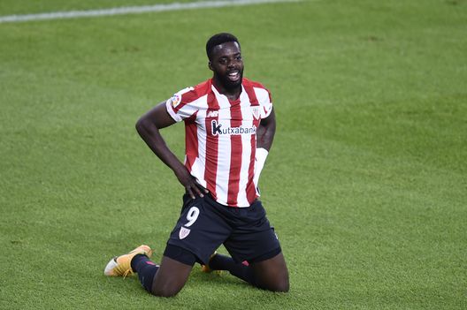 BILBAO, SPAIN - NOVEMBER 23: Inaki Williams of Athletic Bilbao reacts during the La Liga Santander match between Athletic Club and Real Betis at Estadio de San Mames on November 23, 2020 in Bilbao, Spain. Sporting stadiums around Spain remain under strict restrictions due to the Coronavirus Pandemic as Government social distancing laws prohibit fans inside venues resulting in games being played behind closed doors. (Photo by Juan Manuel Serrano Arce/Getty Images) BILBAO, SPAIN - NOVEMBER 23: Inaki Williams of Athletic Bilbao reacts during the La Liga Santander match between Athletic Club and Real Betis at Estadio de San Mames on November 23, 2020 in Bilbao, Spain. Sporting stadiums around Spain remain under strict restrictions due to the Coronavirus Pandemic as Government social distancing laws prohibit fans inside venues resulting in games being played behind closed doors. (Photo by Juan Manuel Serrano Arce/Getty Images)