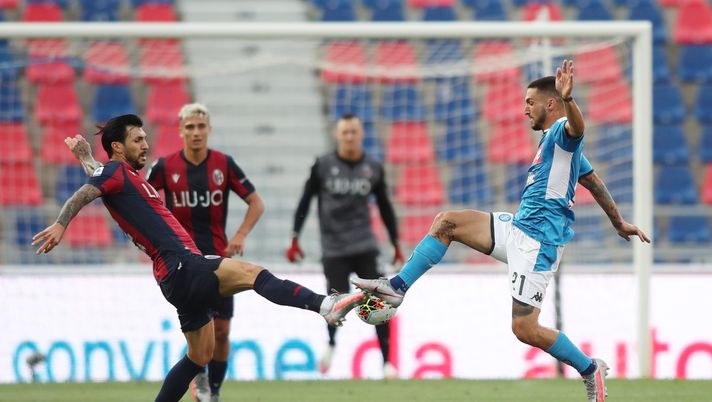 Foto LaPresse/Filippo Rubin
15/07/2020 Bologna (Italia)
Sport Calcio
Bologna - Napoli - Campionato di calcio Serie A 2019/2020 - Stadio “Renato “Dall’Ara
Nella foto: ROBERTO SORIANO (BOLOGNA FC) VS MATTEO POLITANO (NAPOLI)
Photo LaPresse/Filippo Rubin
July 15, 2020 Bologna (Italy)
Sport Soccer
Bologna vs Napoli - Italian Football Championship League A 2019/2020 - “Renato Dall’Ara” Stadium
In the pic: ROBERTO SORIANO (BOLOGNA FC) VS MATTEO POLITANO (NAPOLI) Foto LaPresse/Filippo Rubin
15/07/2020 Bologna (Italia)
Sport Calcio
Bologna - Napoli - Campionato di calcio Serie A 2019/2020 - Stadio “Renato “Dall’Ara
Nella foto: ROBERTO SORIANO (BOLOGNA FC) VS MATTEO POLITANO (NAPOLI)
Photo LaPresse/Filippo Rubin
July 15, 2020 Bologna (Italy)
Sport Soccer
Bologna vs Napoli - Italian Football Championship League A 2019/2020 - “Renato Dall’Ara” Stadium
In the pic: ROBERTO SORIANO (BOLOGNA FC) VS MATTEO POLITANO (NAPOLI)