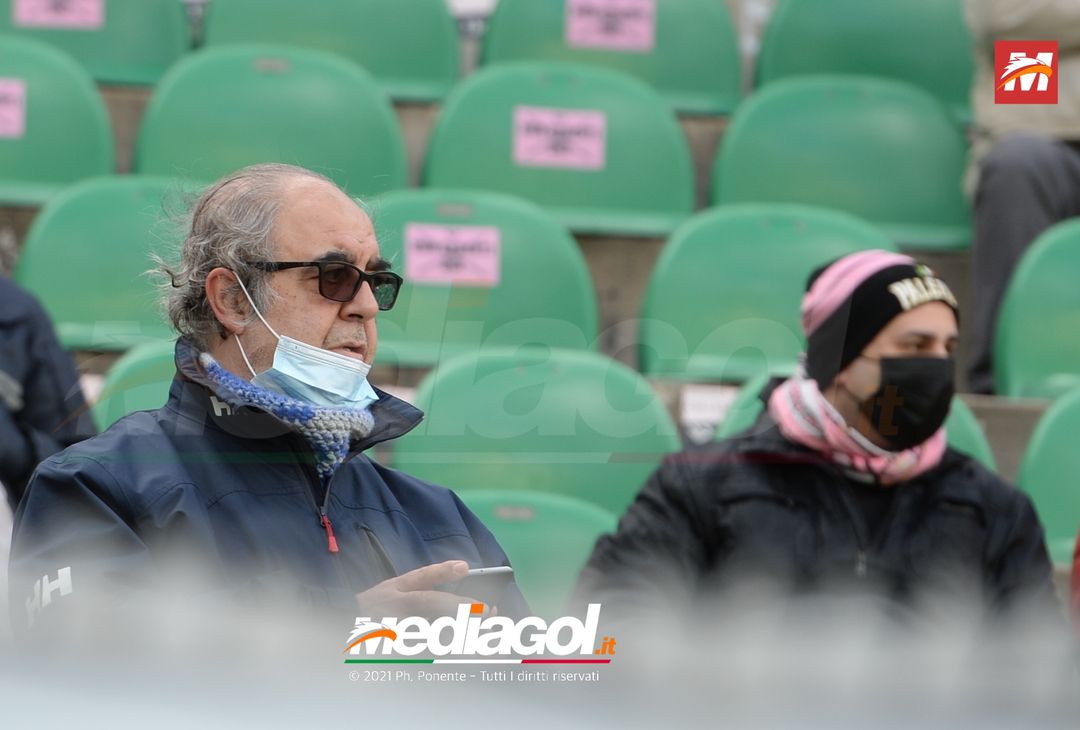 FOTO, i tifosi allo stadio per Palermo – Bari 0-0 (Gallery) - immagine 48