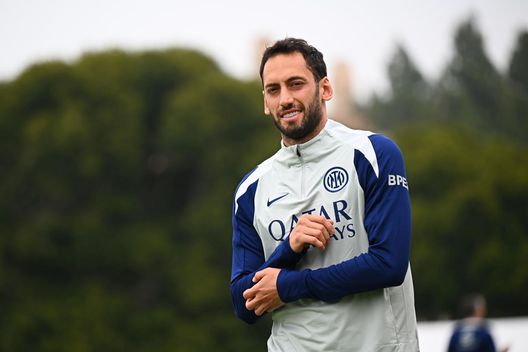 Inter, tegola Calhanoglu: altro stop muscolare, l’esito degli esami svolti a Seattle- immagine 2