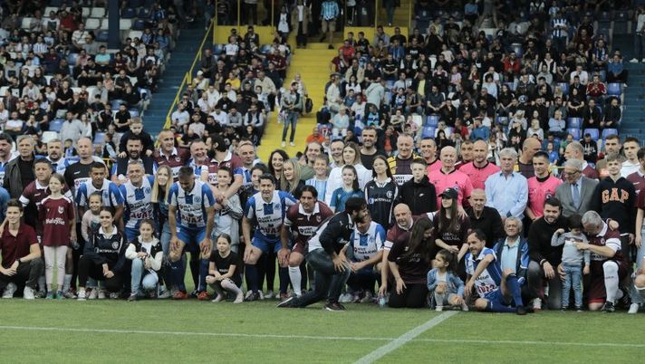 Derby storico di Sarajevo: calciatori di ogni epoca in campo per solidarietà DERBY SARAJEVO LA STORIA