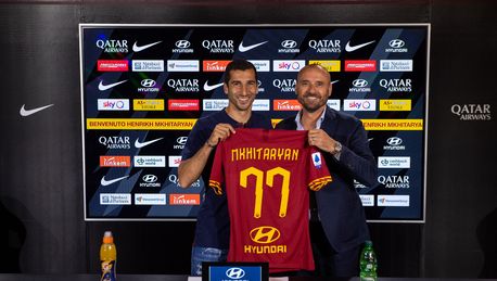 Mkhitaryan veste camisa 77 da Roma 