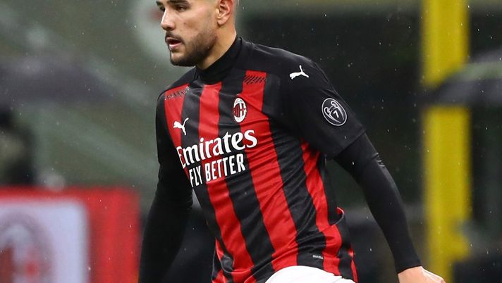 Theo Hernández (difensore AC Milan) durante Milan-Roma 3-3 (Serie A 2020-2021) | AC Milan News (Getty Images) 