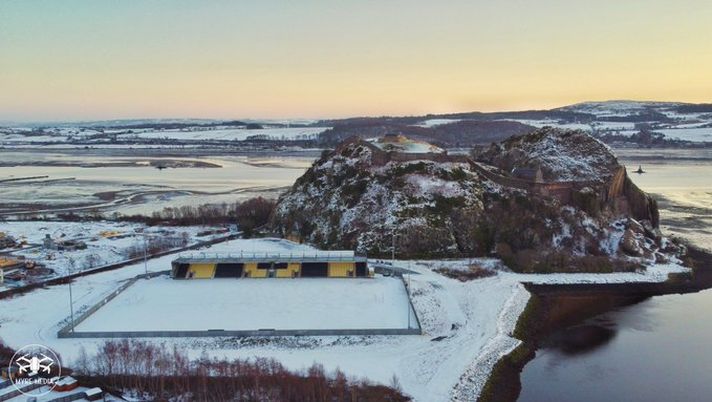 Scozia, pallone finisce nel fiume: ritrovato dopo due settimane…in Olanda! Scozia, pallone finisce nel fiume: ritrovato dopo due settimane…in Olanda! - immagine 1
