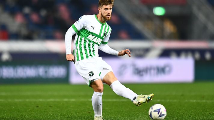 BOLOGNA, ITALY - NOVEMBER 12: Georgis Kyriakopoulos of US Sassuolo in action during the Serie A match between Bologna FC and US Sassuolo at Stadio Renato Dall'Ara on November 12, 2022 in Bologna, Italy. (Photo by Alessandro Sabattini/Getty Images) Gazzetta – Si avvicina Kyriakopoulos - immagine 1