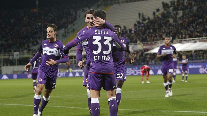 FLORENCE, ITALY - NOVEMBER 30: Riccardo Sottil of ACF Fiorentina scores a goal during the Serie A match between ACF Fiorentina v UC Sampdoria at Stadio Artemio Franchi on November 30, 2021 in Florence, Italy. (Photo by Gabriele Maltinti/Getty Images) Fiorentina-Sampdoria 3-1: i viola dimenticano Empoli e ripartono - immagine 1