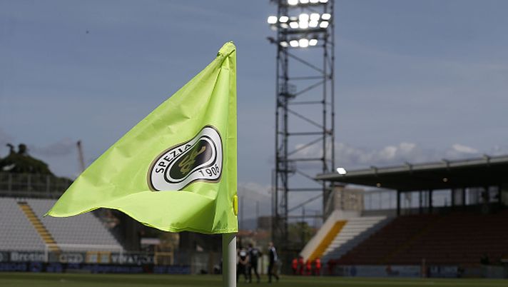 LA SPEZIA, ITALY - MAY 08: General view ahead of the Serie A match between Spezia Calcio and SSC Napoli at Stadio Alberto Picco on May 8, 2021 in La Spezia, Italy. Sporting stadiums around Italy remain under strict restrictions due to the Coronavirus Pandemic as Government social distancing laws prohibit fans inside venues resulting in games being played behind closed doors. (Photo by Gabriele Maltinti/Getty Images) LA SPEZIA, ITALY - MAY 08: General view ahead of the Serie A match between Spezia Calcio and SSC Napoli at Stadio Alberto Picco on May 8, 2021 in La Spezia, Italy. Sporting stadiums around Italy remain under strict restrictions due to the Coronavirus Pandemic as Government social distancing laws prohibit fans inside venues resulting in games being played behind closed doors. (Photo by Gabriele Maltinti/Getty Images)