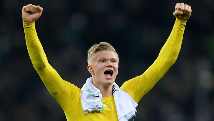 Pedullà: “Il Chelsea aveva offerto 130 mln per Haaland: no del Dortmund” Pedullà: “Il Chelsea aveva offerto 130 mln per Haaland: no del Dortmund”