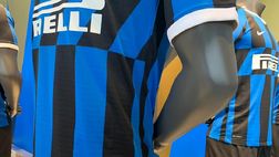 Inter, ecco come si presenta la nuova maglia 2019/2020 negli store – VIDEO FCIN1908
