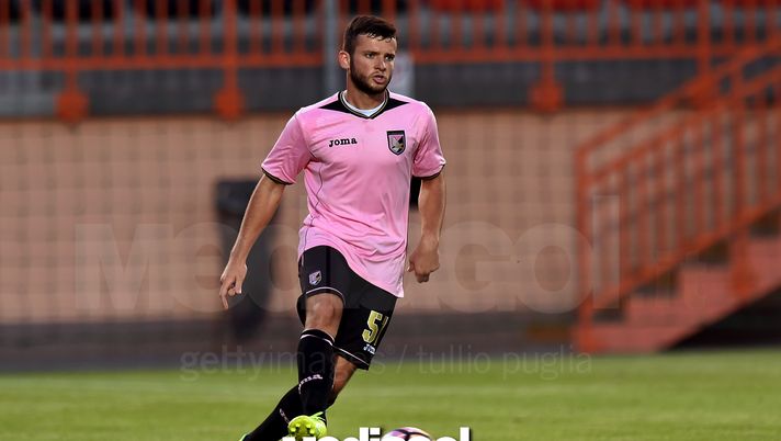 BALMAZUJVAROS, HUNGARY - JULY 22:  Marco Toscano of Palermo in action during the pre-season friendly match between US Citta' di Palermo and Balmazujvarosi Fc at Balmazujvarosi Varosi Sportpalya on July 22, 2016 in Balmazujvaros, Hungary.  (Photo by Tullio M. Puglia/Getty Images) 
