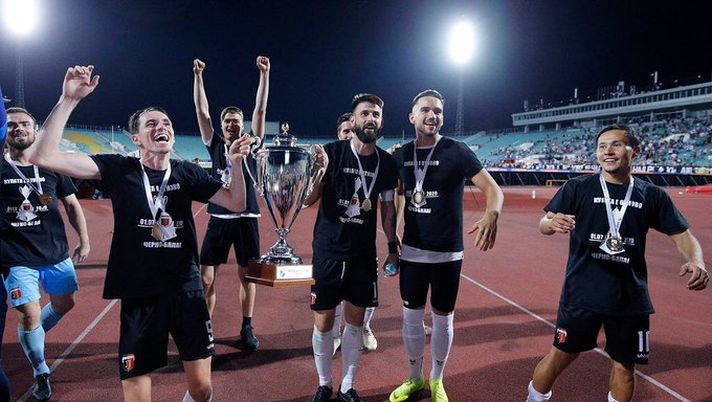 Prima la festa, poi il Covid: è andata così dopo la finale di coppa di Bulgaria Prima la festa, poi il Covid: è andata così dopo la finale di coppa di Bulgaria